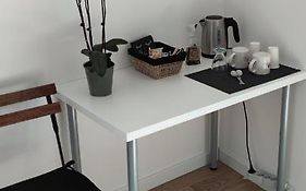 Chambre indépendante avec terrasse